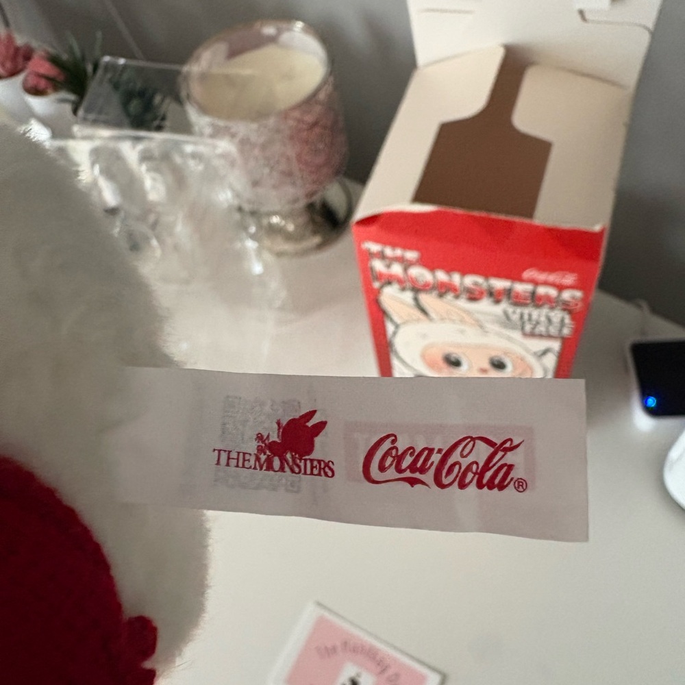 ♥️Coca-Cola Labubu Happy Factor♥️ - Picture 6 of 11